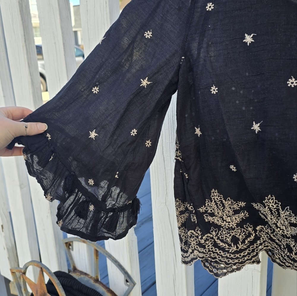 American Eagle Top - Picture 6 of 8